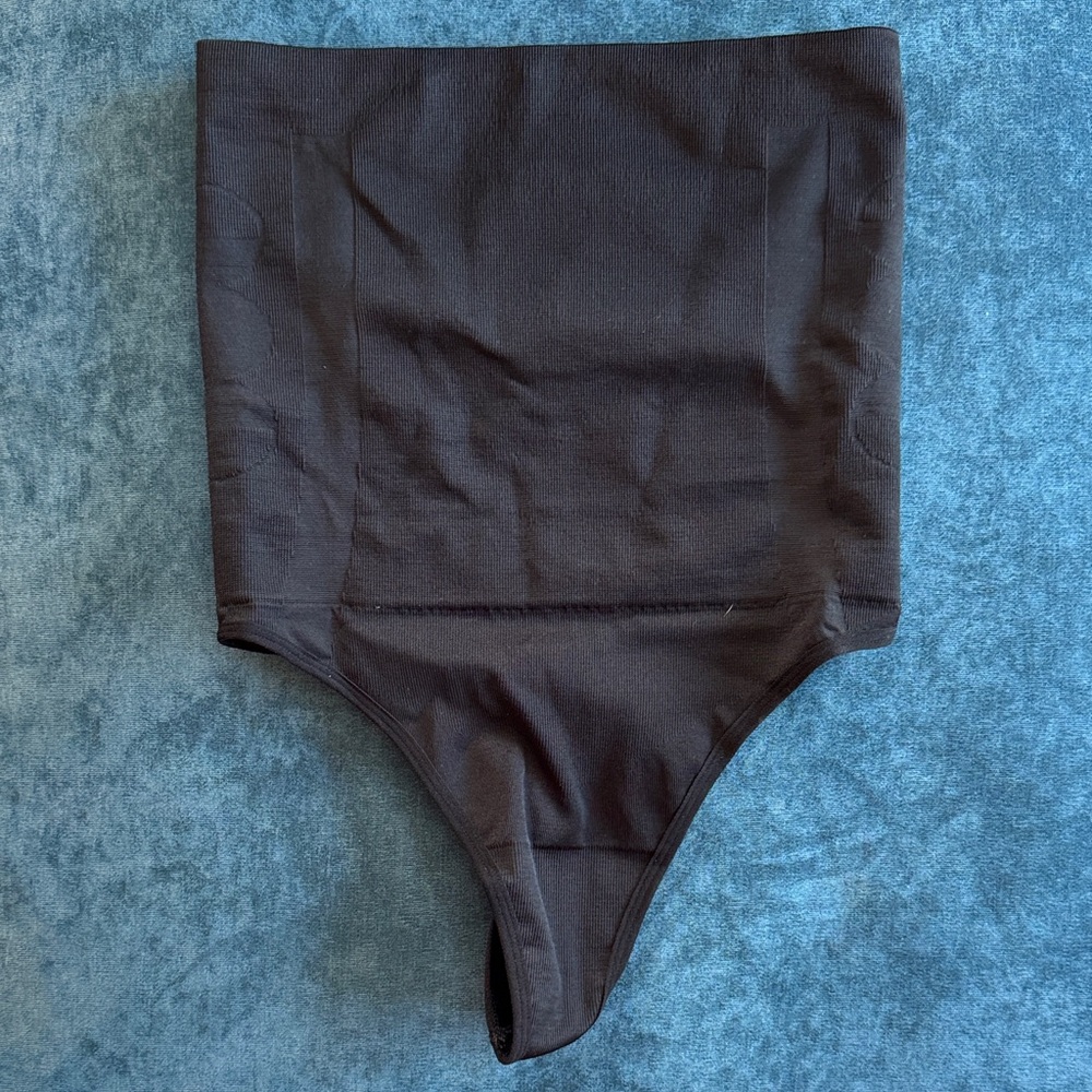 High-Waisted Black Shapewear